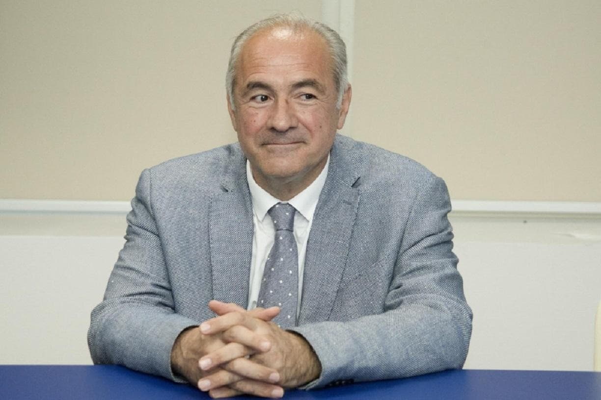 КЊИЖИВЕНИК ЂОРЂЕ ОЦИЋ: Како је Мило Ломпар плакао пред разредом у гимназији или повест о Милпару